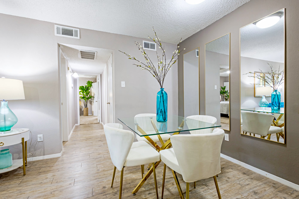 Furniture Setting in Living Room